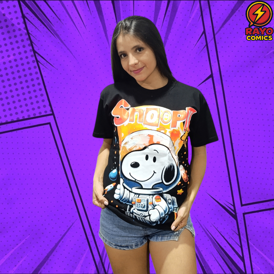 Camiseta Snoopy astronauta